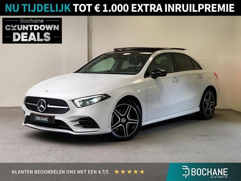 Digital white metallic finish (144u) Gebruikt 2021 Mercedes A250 AMG Sedan | € 21.900 (Eerlijke prijs) - Afbeelding 1/4