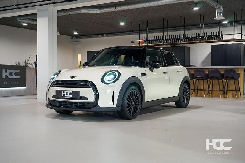 Wit Gebruikt 2021 Mini ONE Hatchback | € 22.950 (Duur) - Afbeelding 1/4