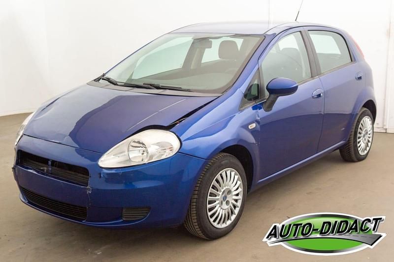 Blauw Occasion 2007 Fiat Grande Punto Active Hatchback | € 750 (Super prijs) - Afbeelding 1/4