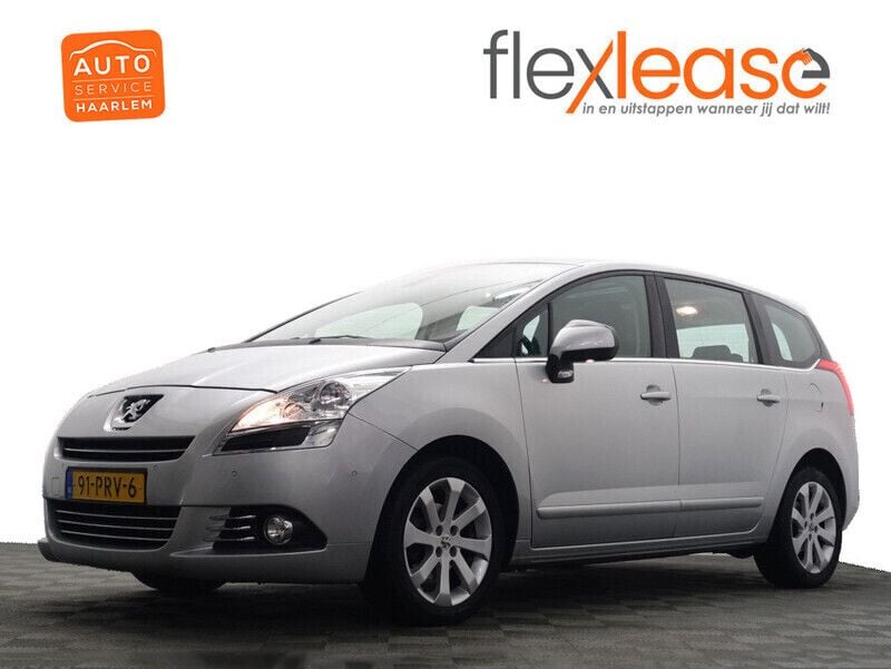 Grijs metallic Gebruikt 2011 Peugeot 5008 Allure MPV | € 7.900 (Eerlijke prijs) - Afbeelding 1/4