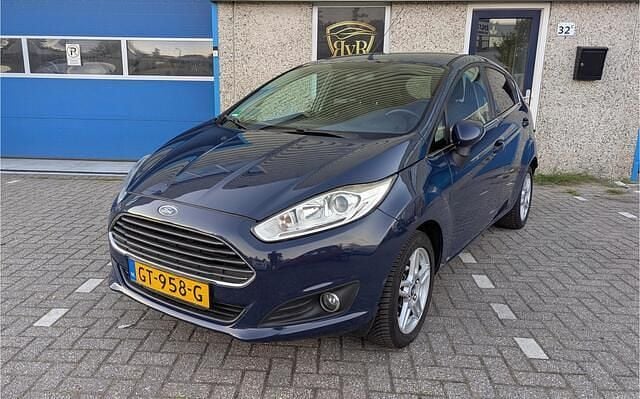 Blauw Gebruikt 2013 Ford Fiesta Titanium Hatchback | € 4.499 (Eerlijke prijs) - Afbeelding 1/4