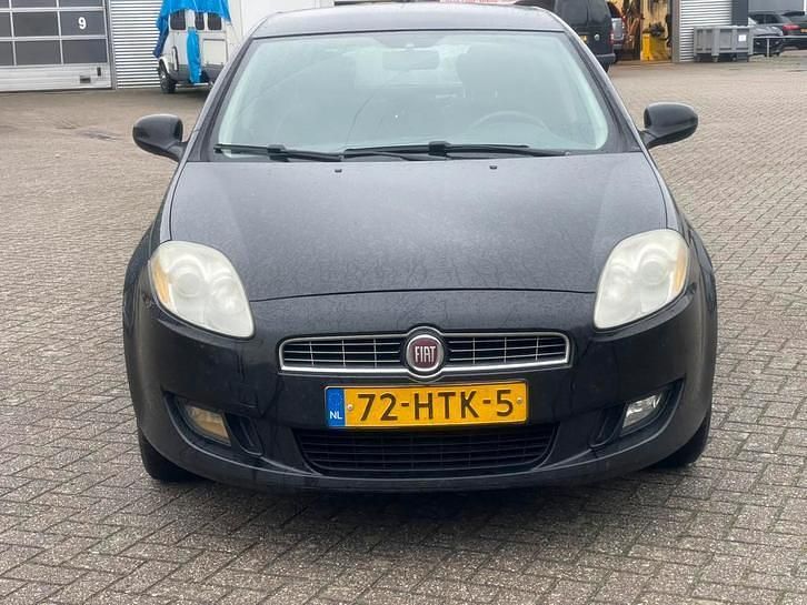 Gebruikt 2009 Fiat Bravo Hatchback | € 1.950 (Eerlijke prijs) - Afbeelding 1/4