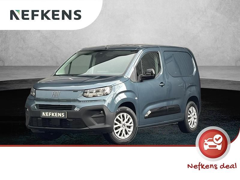 Blauw Occasion 2025 Fiat e-Doblò MPV | € 19.925 - Afbeelding 1/3