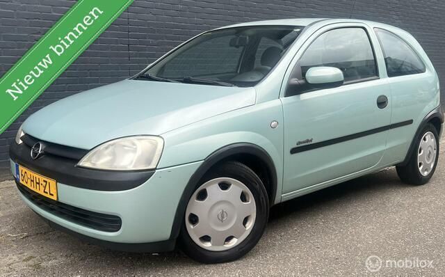 Groen Gebruikt 2001 Opel Corsa Hatchback | € 1.195 (Eerlijke prijs) - Afbeelding 1/4