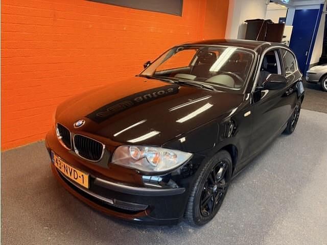 Occasion BMW 116 Comfort Edition 122 PK (89 kW) 2010 Zwart (metallic) Hatchback