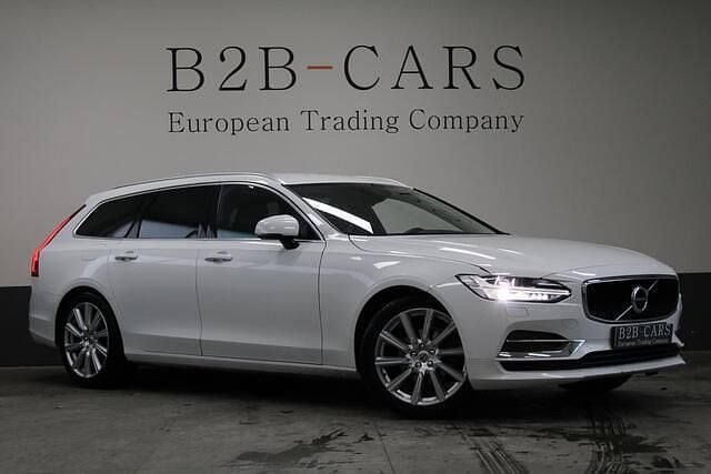 Wit Gebruikt 2017 Volvo V90 Momentum Stationwagen | € 13.400 (Goede deal) - Afbeelding 1/4