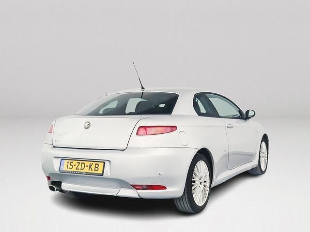 Occasion Alfa Romeo GT 141 PK (103 kW) 2008 Grijs (metallic) Coupé