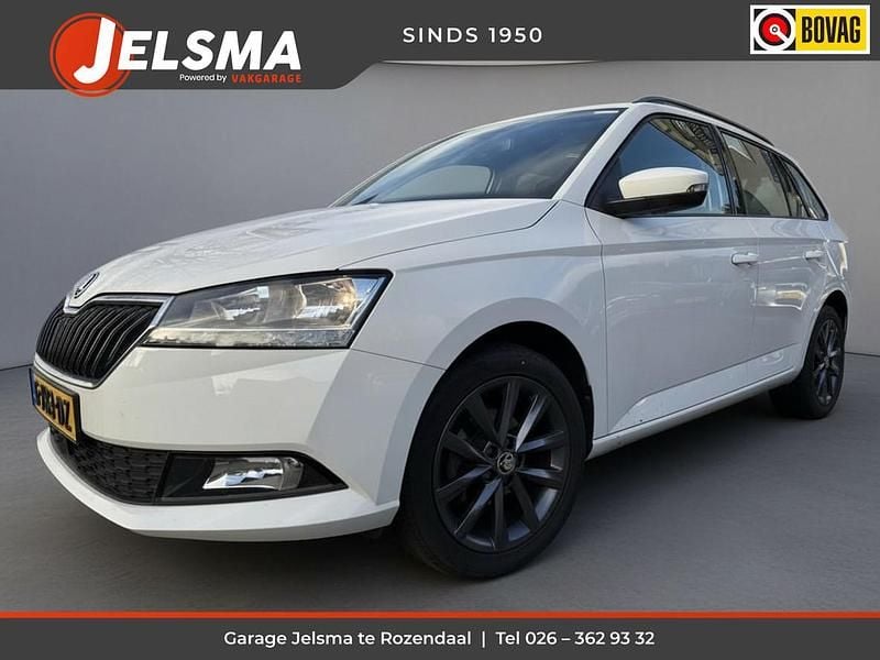 Wit Occasion 2019 Skoda Fabia Business Line Stationwagen | € 11.900 (Eerlijke prijs) - Afbeelding 1/4
