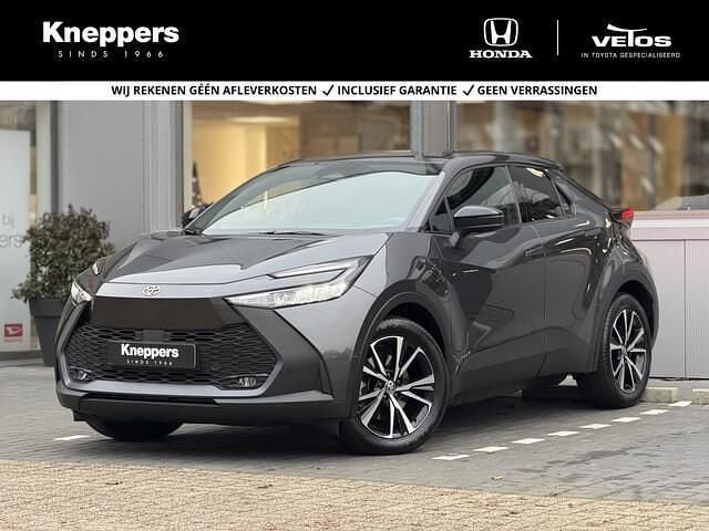 Grijs Gebruikt 2025 Toyota C-HR SUV | € 35.400 (Super prijs) - Afbeelding 1/4