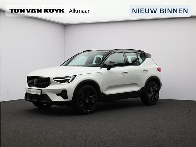 Wit Occasion 2025 Volvo XC40 Plus SUV | € 49.950 (Duur) - Afbeelding 1/4