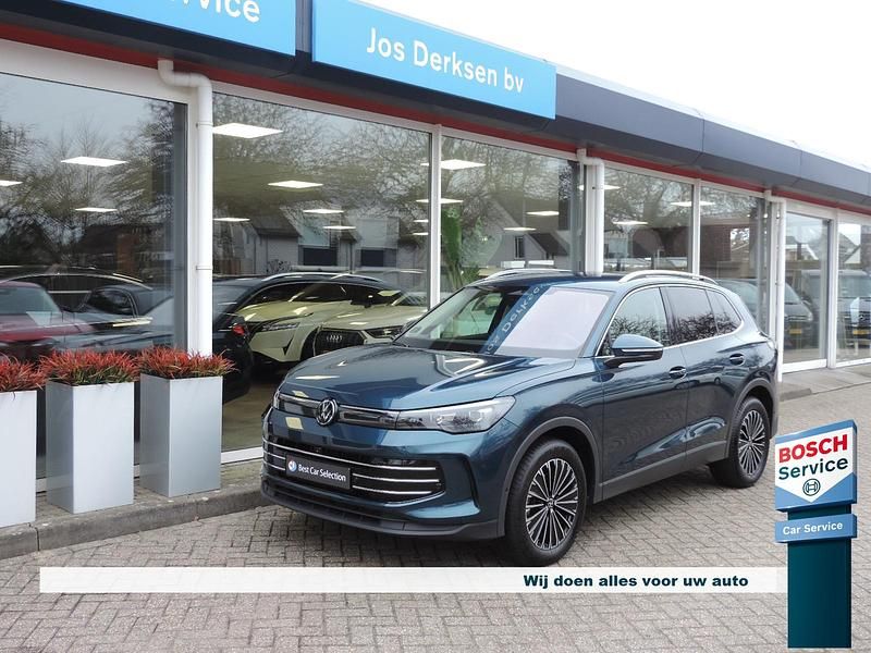 Occasion VW Tiguan IQ Drive 150 PK (110 kW) 2024 Blauw (metallic) SUV