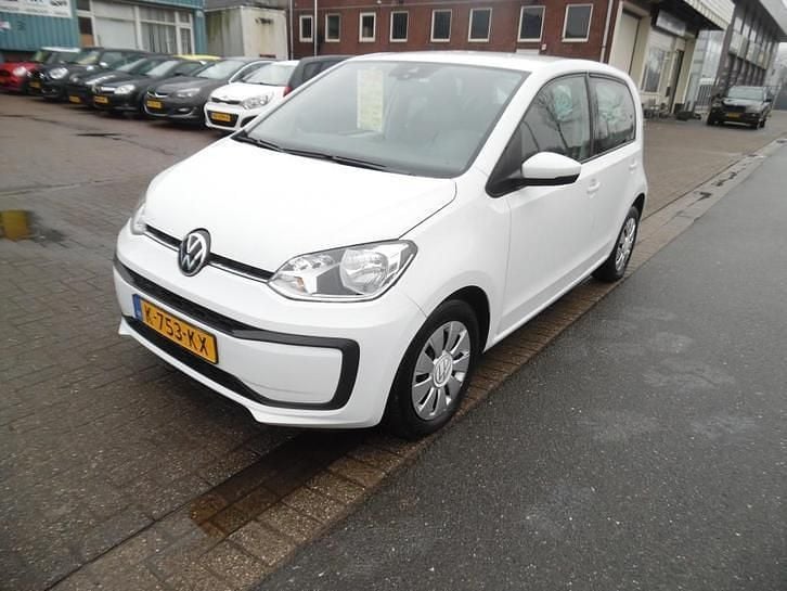 Wit Occasion 2021 VW up! move up! Hatchback | € 7.450 (Super prijs) - Afbeelding 1/4