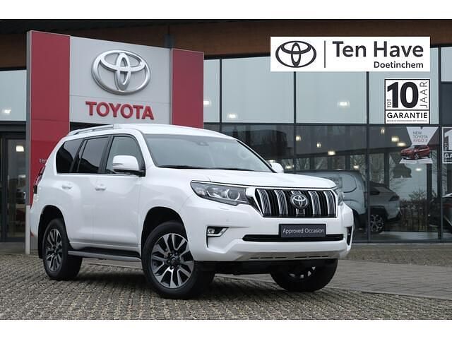 Wit Occasion 2024 Toyota Land Cruiser Van | € 66.400 (Goede deal) - Afbeelding 1/4