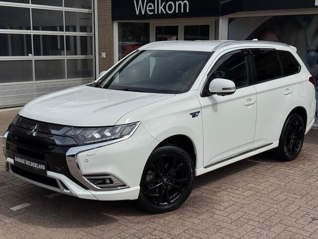 Wit Gebruikt 2019 Mitsubishi Outlander Intro Edition SUV | € 24.300 (Eerlijke prijs) - Afbeelding 1/4