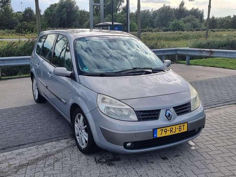 Occasion Renault Scénic II Luxe 163 PK (119 kW) 2005 Grijs MPV