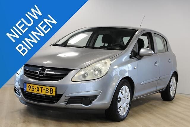 Grijs Occasion 2007 Opel Corsa Enjoy Hatchback | € 1.350 (Goede deal) - Afbeelding 1/4