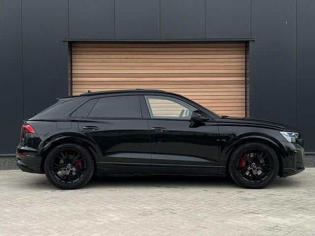 Occasion Audi Q8 Competition 489 PK (359 kW) 2024 Zwart SUV