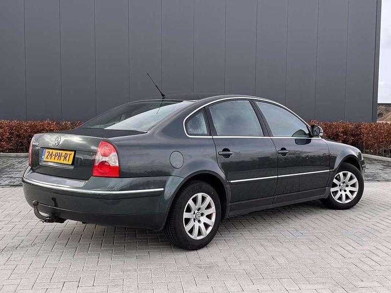 Occasion VW Passat 102 PK (75 kW) 2004 Groen Sedan