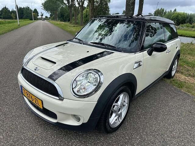 Wit Gebruikt 2008 Mini Cooper Clubman Stationwagen | € 4.750 (Goede deal) - Afbeelding 1/4