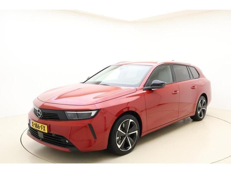 Rood Gebruikt 2023 Opel Astra Business Elegance Stationwagen | € 30.645 (Iets duurder) - Afbeelding 1/3