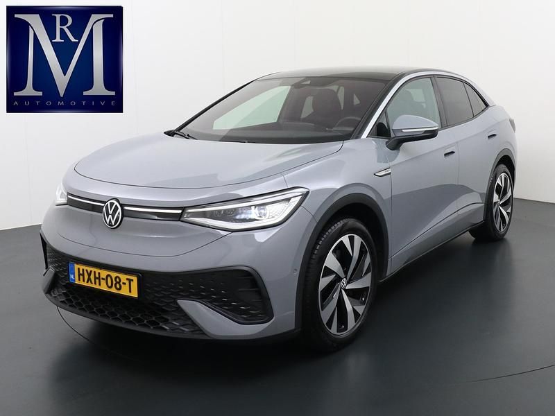Grijs Gebruikt 2024 VW ID.5 Pro SUV | € 38.877 - Afbeelding 1/4