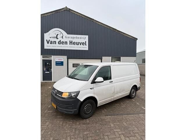 Overige Gebruikt 2016 VW T6 Comfortline Van | € 8.000 (Super prijs) - Afbeelding 1/4