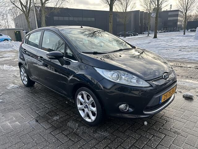Occasion Ford Fiesta Titanium 82 PK (60 kW) 2012 Zwart Hatchback