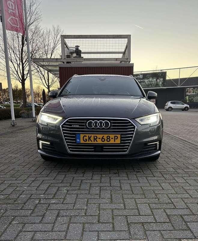 Occasion Audi A3 204 PK (150 kW) 2020 Grijs Sedan