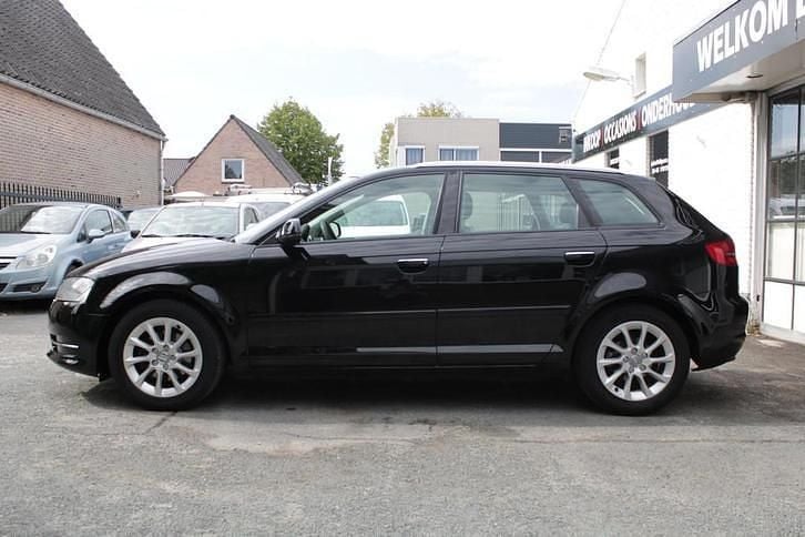 Occasion Audi A3 Attraction 105 PK (77 kW) 2011 Zwart Hatchback