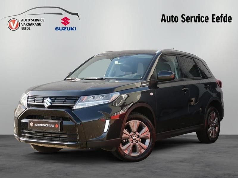Zwart (metallic) Occasion 2025 Suzuki Vitara SUV | € 25.899 (Eerlijke prijs) - Afbeelding 1/3