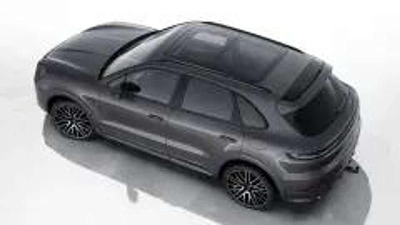 Nieuw Porsche Cayenne Black Edition 470 PK (345 kW) 2025 Grijs SUV