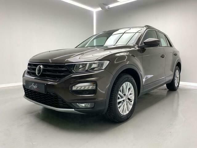 Bruin Gebruikt 2018 VW T-Roc Pro SUV | € 20.950 (Eerlijke prijs) - Afbeelding 1/4