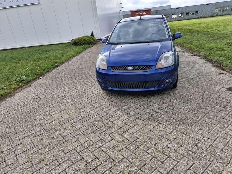 Blauw Gebruikt 2007 Ford Fiesta Ultimate Hatchback | € 1.950 (Goede deal) - Afbeelding 1/4