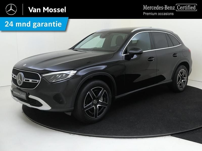 Zwart Gebruikt 2024 Mercedes GLC300e Business SUV | € 58.945 (Eerlijke prijs) - Afbeelding 1/4
