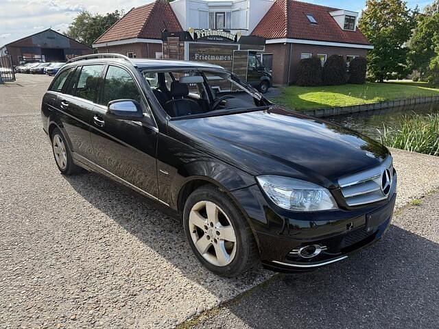 Zwart Gebruikt 2018 Mercedes C200 Stationwagen | € 2.450 - Afbeelding 1/4