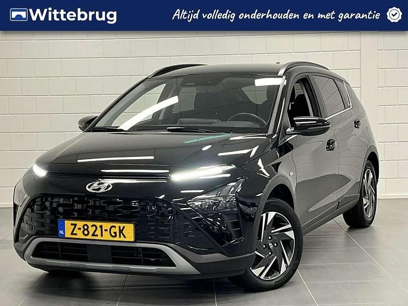 Zwart metallic Gebruikt 2024 Hyundai Bayon Premium SUV | € 23.925 (Eerlijke prijs) - Afbeelding 1/3