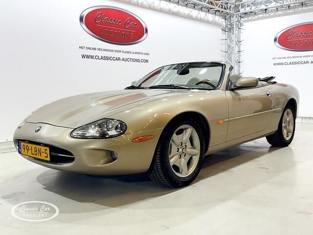 Geel Gebruikt 1998 Jaguar XK8 Cabriolet | € 12.500 (Super prijs) - Afbeelding 1/4