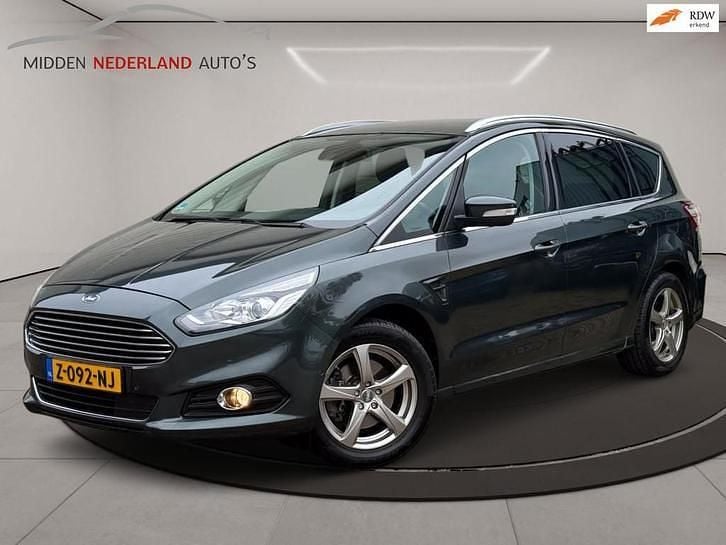 Occasion Ford S-MAX Titanium 161 PK (118 kW) 2016 Groen MPV