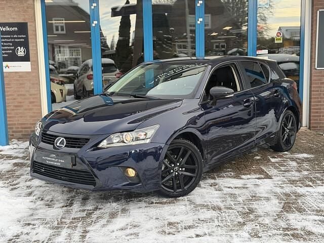 Occasion Lexus CT200h Sport Line 99 PK (72 kW) 2016 Blauw Hatchback