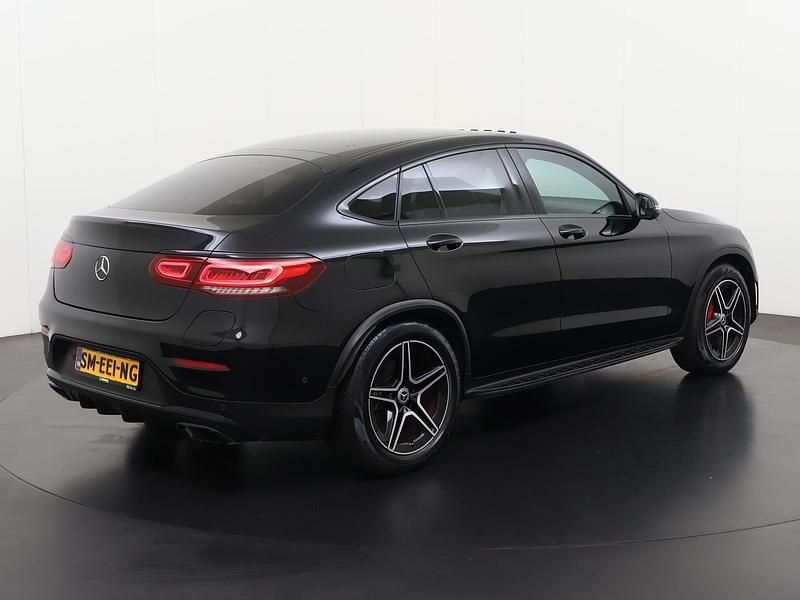 Occasion Mercedes GLC300 AMG 320 PK (235 kW) 2020 Black  standard finish (040u) Coupé