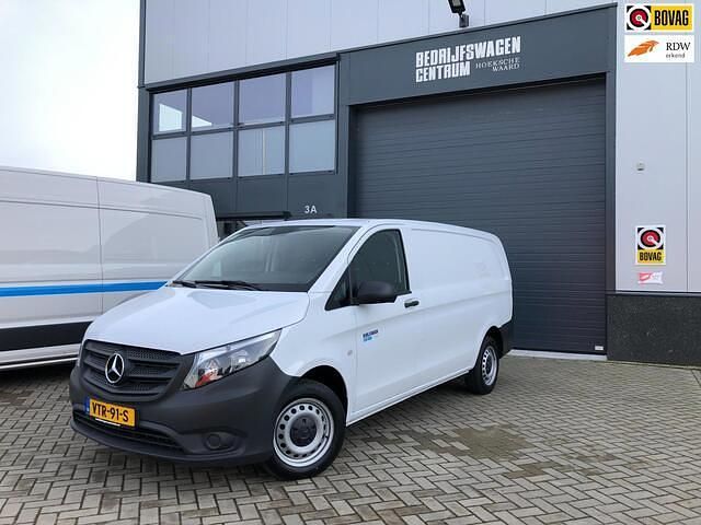 Wit Occasion 2023 Mercedes Vito Van | € 24.500 (Super prijs) - Afbeelding 1/4
