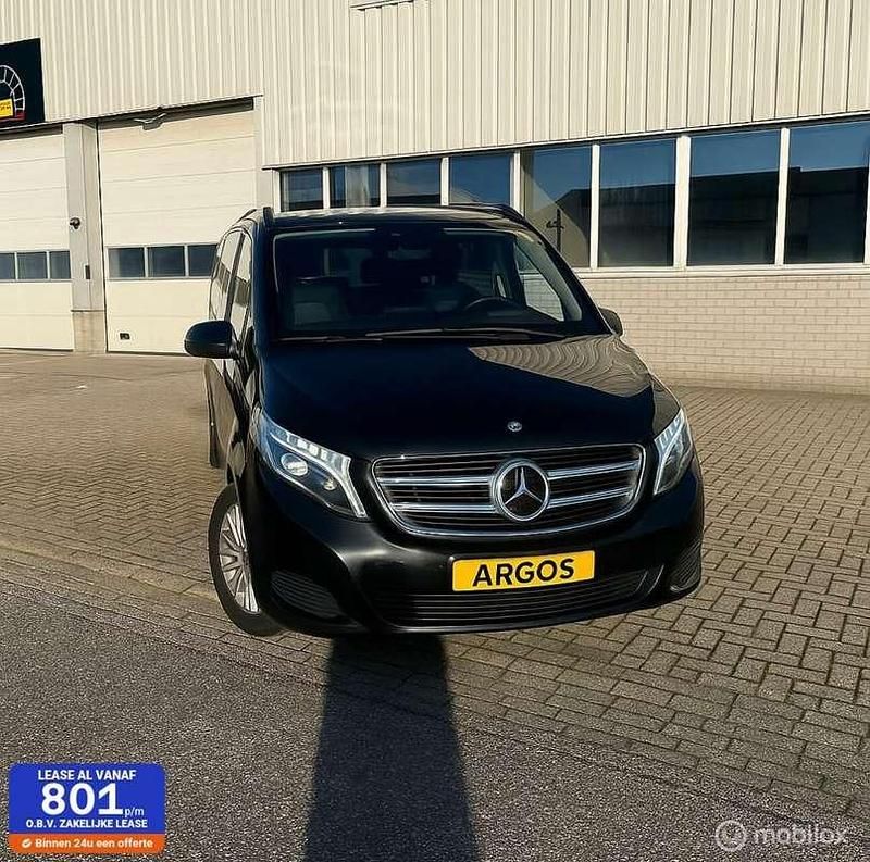 Zwart Gebruikt 2018 Mercedes V250 Avantgarde Edition MPV | € 49.999 (Goede deal) - Afbeelding 1/4