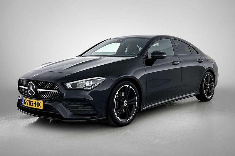 Zwart, metallic lak Gebruikt 2019 Mercedes CLA180 Business Sedan | € 25.995 (Eerlijke prijs) - Afbeelding 1/3