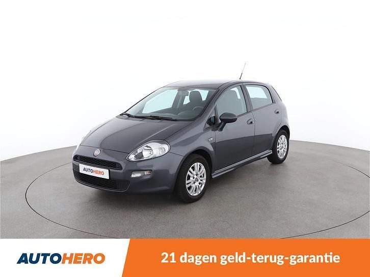 Grijs (metallic) Gebruikt 2015 Fiat Punto Evo Hatchback | € 6.449 (Eerlijke prijs) - Afbeelding 1/4