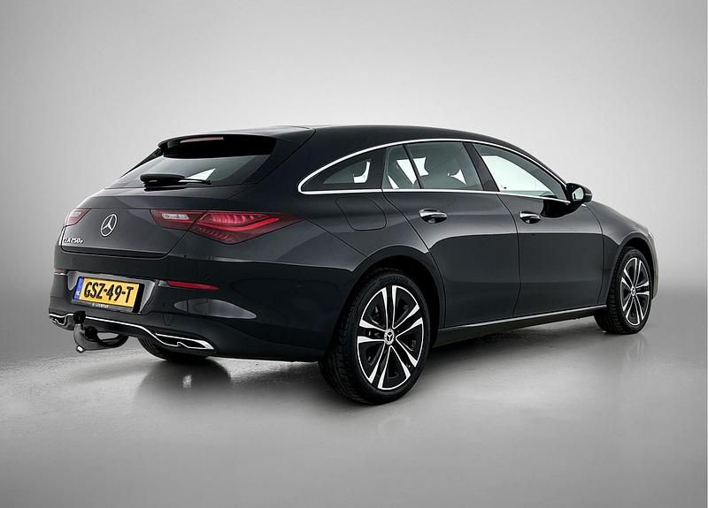 Occasion Mercedes CLA250e Shooting Brake Luxury 218 PK (160 kW) 2024 Zwart Stationwagen