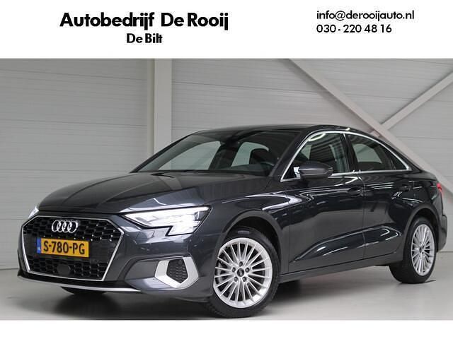 Grijs Occasion 2023 Audi A3 Advanced Sedan | € 24.950 (Goede deal) - Afbeelding 1/4