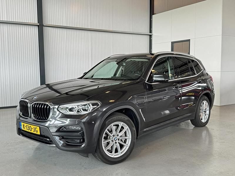 Grijs Gebruikt 2021 BMW X3 Executive SUV | € 35.950 (Super prijs) - Afbeelding 1/4