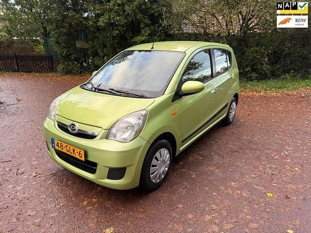 Groen Gebruikt 2008 Daihatsu Cuore Hatchback | € 995 (Goede deal) - Afbeelding 1/4
