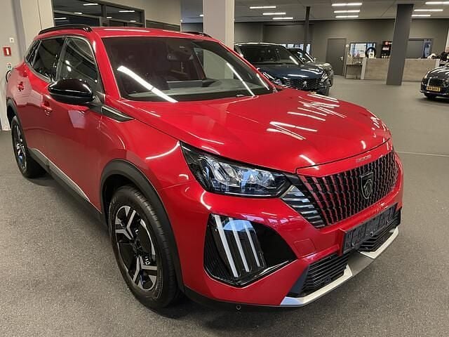 Rood Gebruikt 2024 Peugeot 2008 Allure SUV | € 22.499 (Eerlijke prijs) - Afbeelding 1/4
