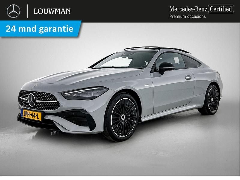 Grijs Occasion 2025 Mercedes CLE300 AMG line Coupé | € 66.450 (Eerlijke prijs) - Afbeelding 1/4